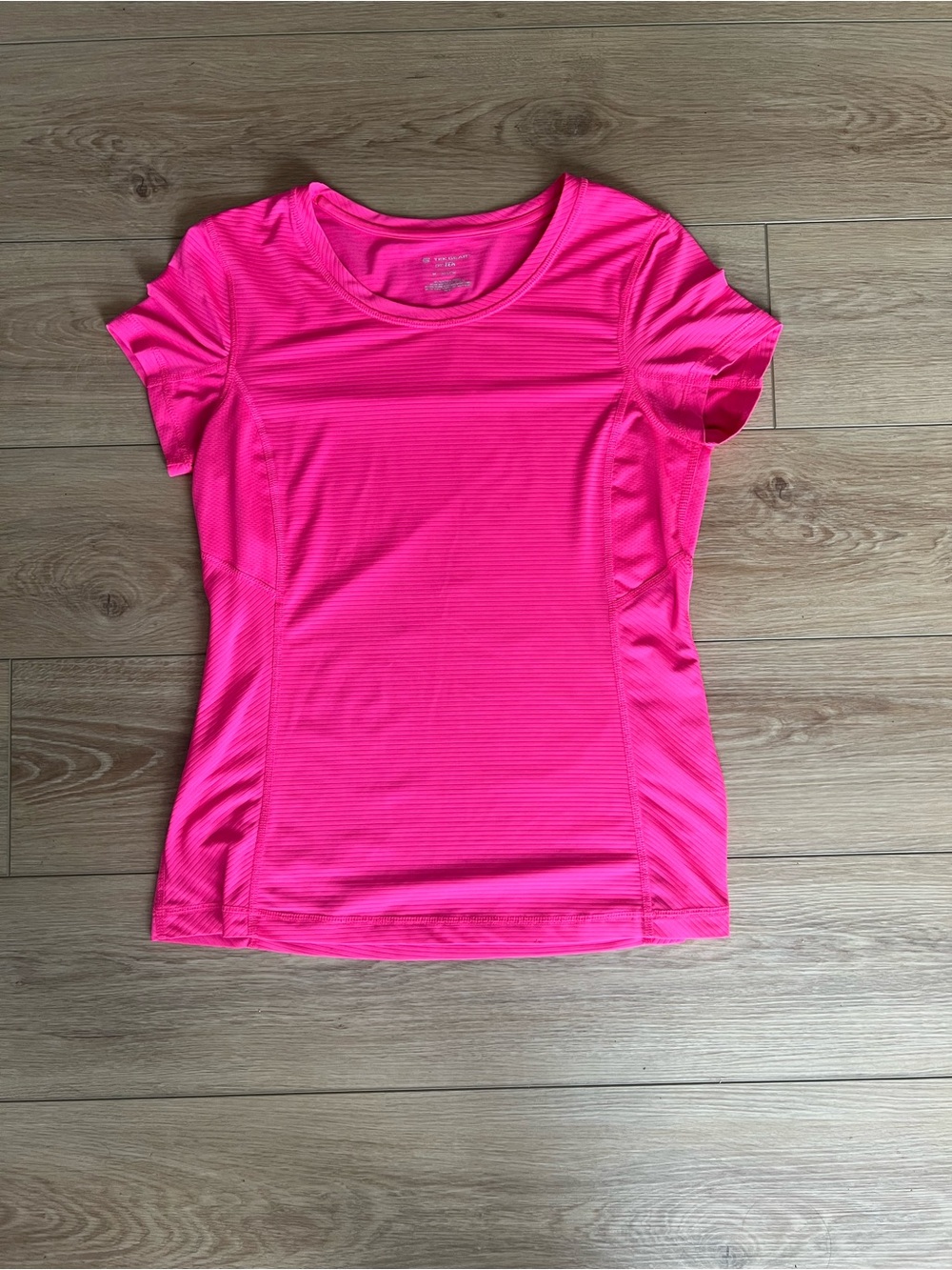 tek gear Bright Hot Pink Short Sleeve Athletic Tee